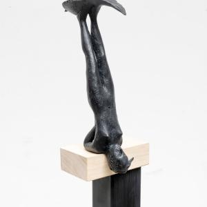 Come Foglia 2,  2019,  Bronzo con asta di supporto, 10x10x23cm